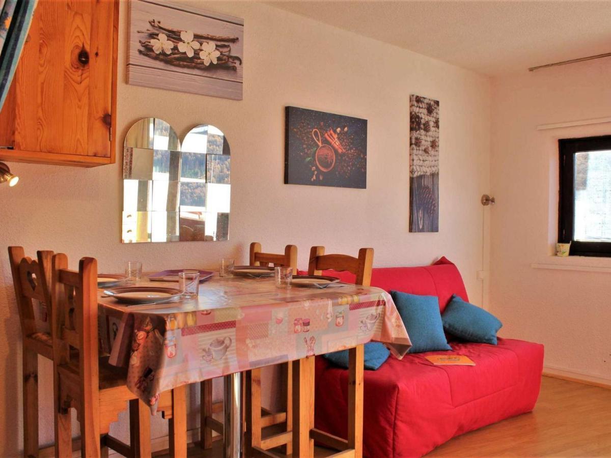 Studio Cosy A Risoul 1850 - 4 Couchages, Pied Des Pistes, Parking, Balcon - Fr-1-330-543 Exterior photo